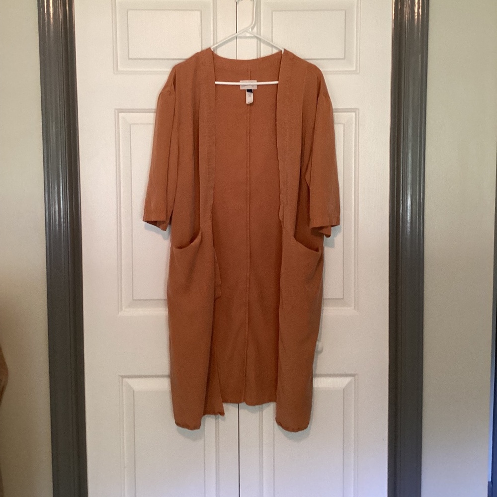 Lightweight short sleeve long jacket